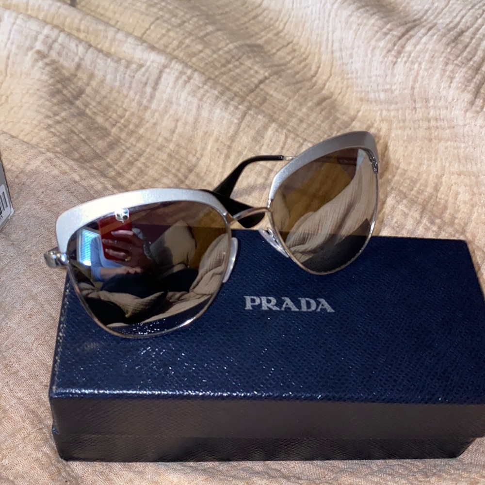 *SOLD* Prada Sunglasses 🕶 AUTHENTIC